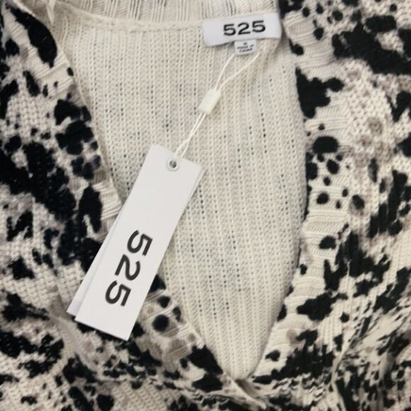 525 america animal print style cardigan size small - Picture 6 of 6